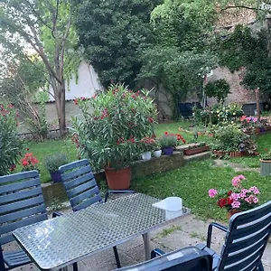 Ariana Apartment